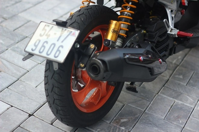 Mẫu teen đọ dáng với honda air blade độ ở sài gòn - 5