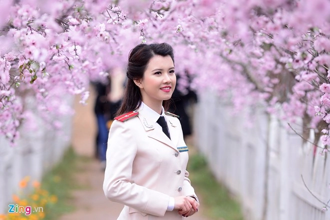 Mc kênh an ninh xinh như hot girl - 3