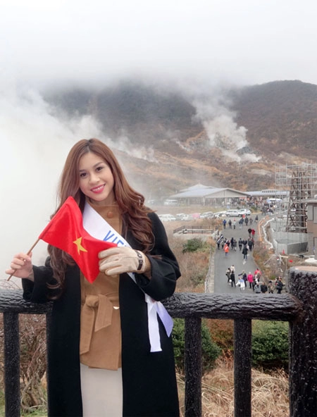 Thời trang miana cùng hương trâm tại miss international - 15