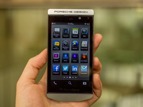 Ảnh thực tế smartphone hạng sang blackberry porsche design - 1