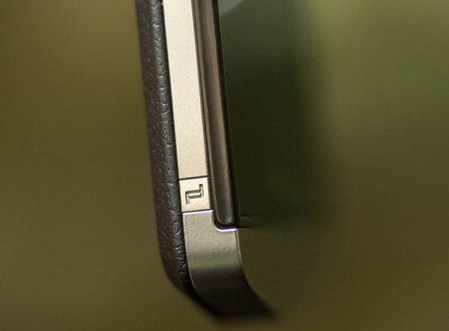 Ảnh thực tế smartphone hạng sang blackberry porsche design - 7