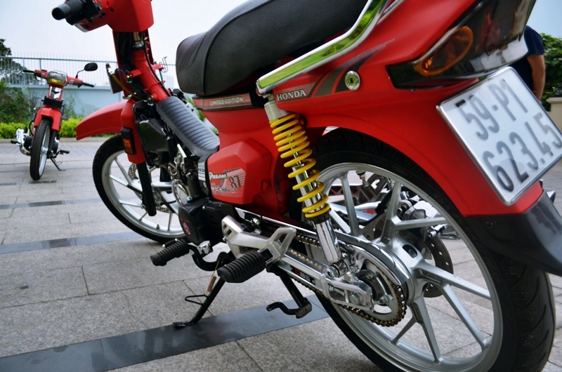Honda dream đỏ độ kiểng đỉnh cao chữ chất - 4