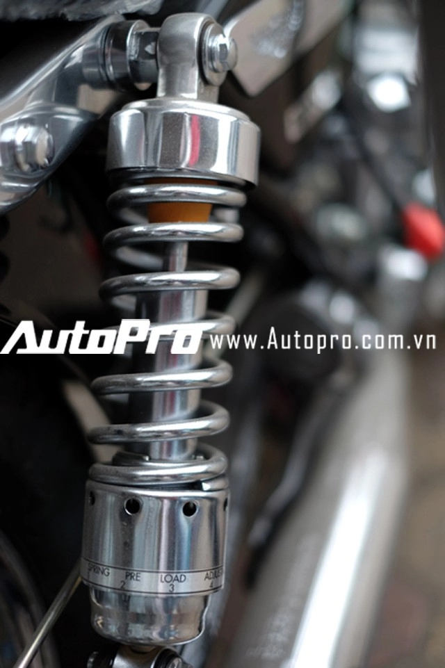 Honda rebel 250 đẹp mắt với màu đỏ dunhill tại việt nam - 3