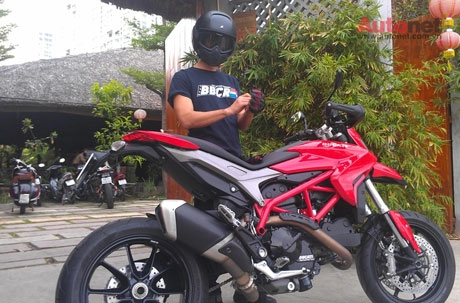 Johnny trí nguyễn tậu thêm ducati hypermotard - 6
