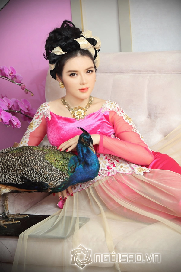 Lý nhã kỳ đẹp quý phái với bst màu hoàng gia của võ việt chung - 5
