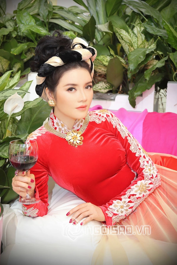 Lý nhã kỳ đẹp quý phái với bst màu hoàng gia của võ việt chung - 13
