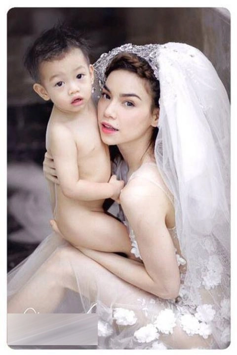 Những lần mặc váy cưới làm cô dâu của hồ ngọc hà - 11
