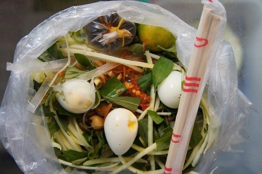Những món ăn vặt không thể bỏ qua ở sài gòn - 1