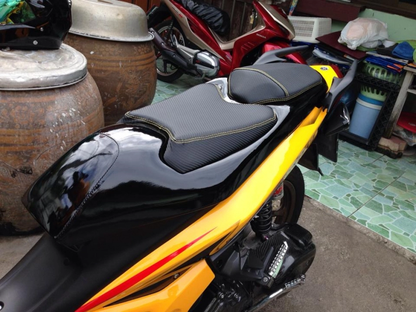 Nouvo lx vàng đen xinh lung linh - 9