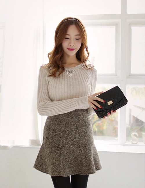 Quyến rũ bất ngờ với chân váy ôm - 1
