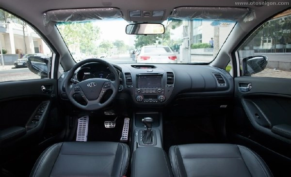 Kia k3 nhiều đồ chơi vận hành êm ái - 3