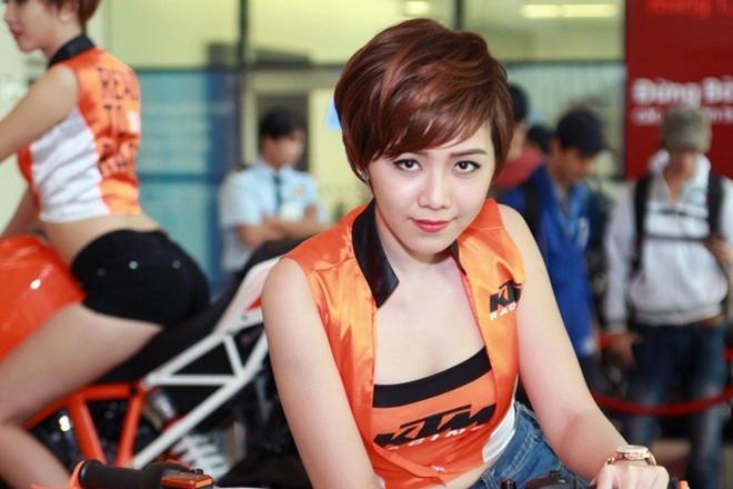 Ngắm chân dài trong ngày hội mô tô sài gòn - 5