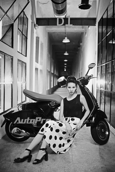 Top 5 miss ngôi sao 2013 kiêu sa bên vespa 946 - 5