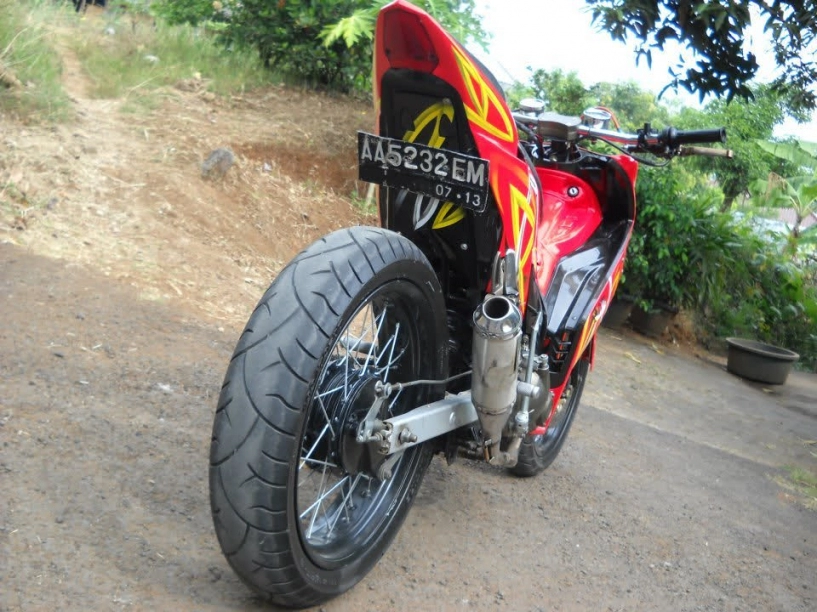 Exciter độ dàn áo như sportbike - 2