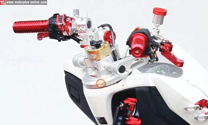 Honda pcx độ full đồ chơi - 2