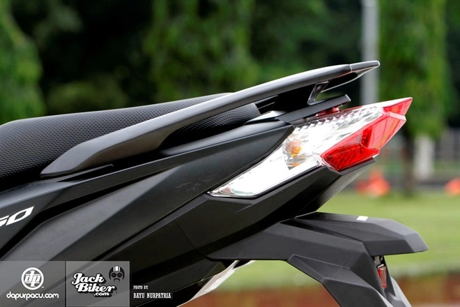 Honda vario 150 cận cảnh chi tiết - 11