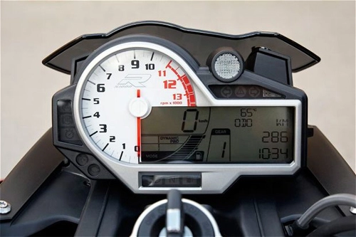 Nakedbike s1000r mạnh mẽ của bmw - 9