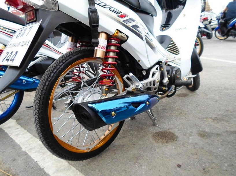 Wave 125i độ với phong cách thái thu hút mọi ánh nhìn - 6