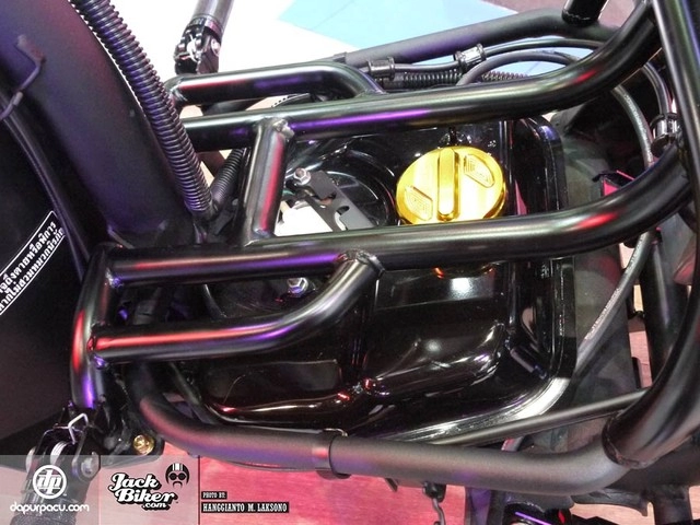 Honda zoomer x độ độc lạ với phong cách cafe racer - 6