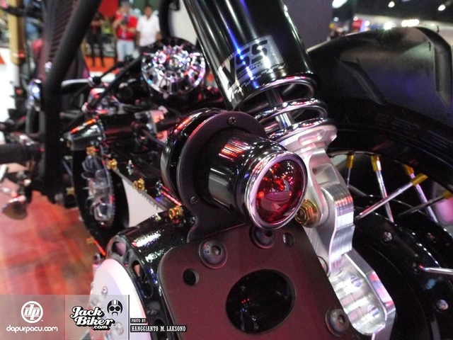 Honda zoomer x độ độc lạ với phong cách cafe racer - 8
