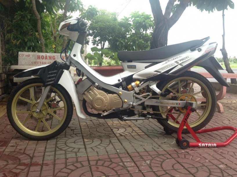Satria 2000 độ phong cách chất chơi của biker kiên giang - 3
