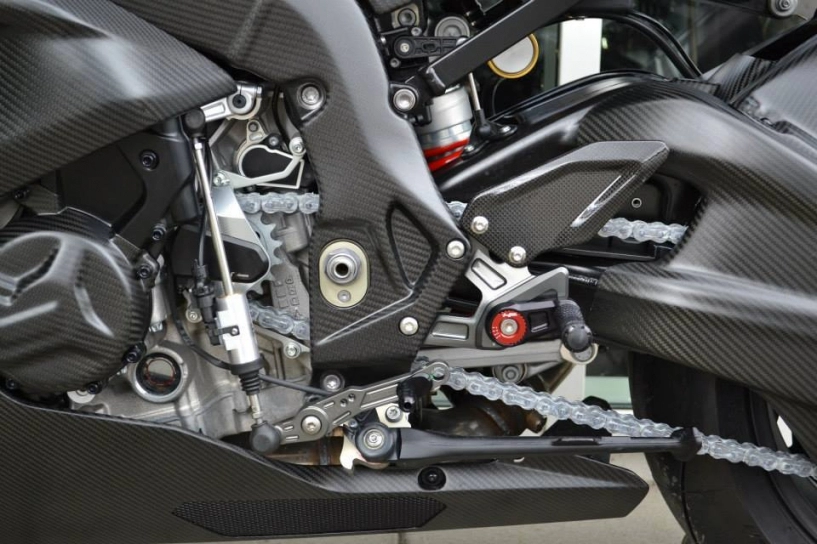 Bmw s1000rr 2015 độ chất chơi với phiên bản bóng đêm - 10