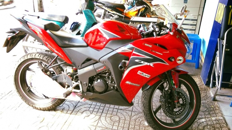 Cần bán moto cbr 150i thái lan màu đỏ - 1