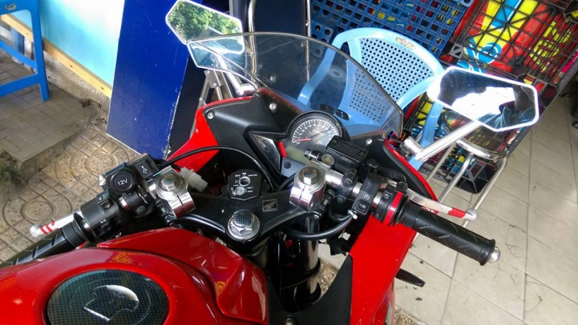 Cần bán moto cbr 150i thái lan màu đỏ - 2