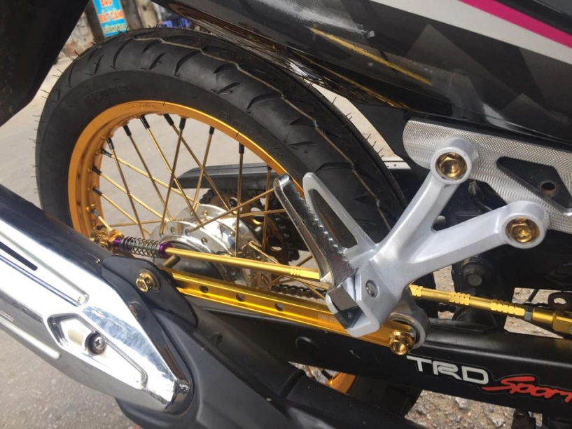 Exciter 2010 dọn phong cách spark 135i siêu cá tính - 4
