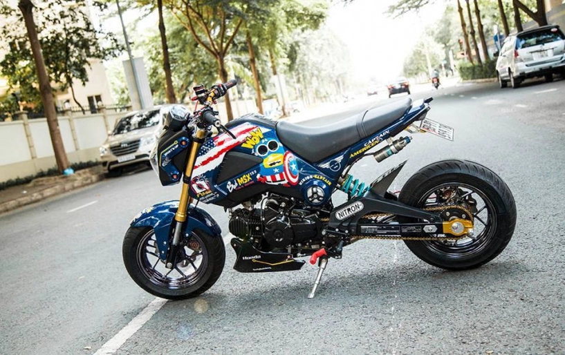 Honda msx độ phong cách captain america với loạt đồ chơi hàng hiệu - 2