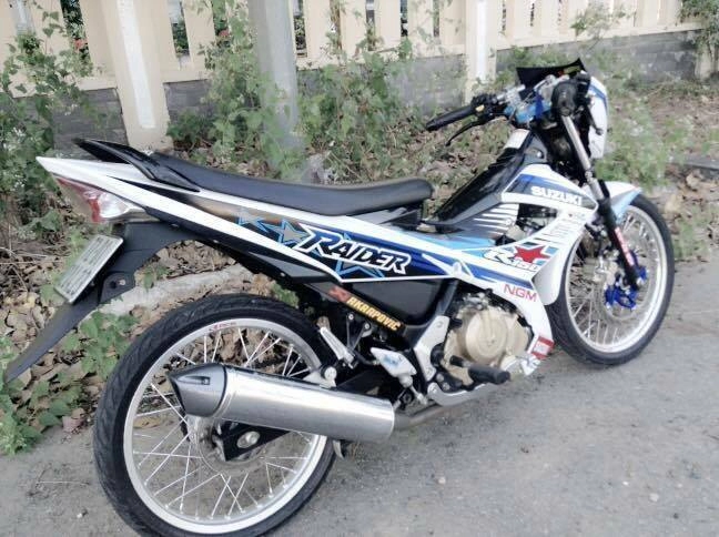Hình ảnh suzuki raider độ nhẹ nhàng - 1