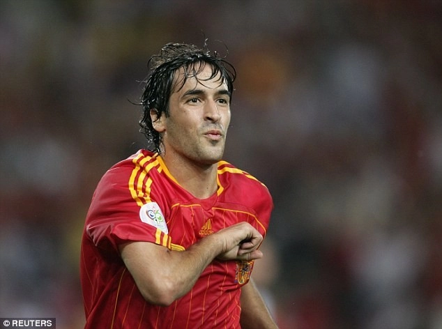 Hlv del bosque đã mắng raul sao cậu lại phiêu lưu bằng xe gắn máy như thế - 4