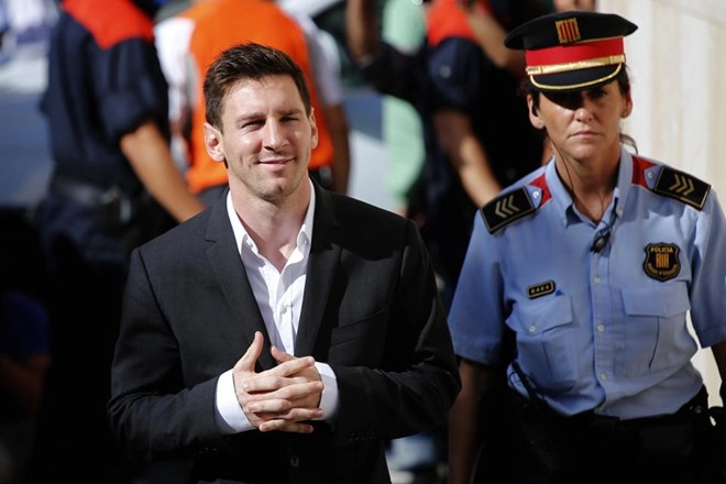 Messi sư tử không cần lưu tâm đến ý kiến của bầy cừu - 1
