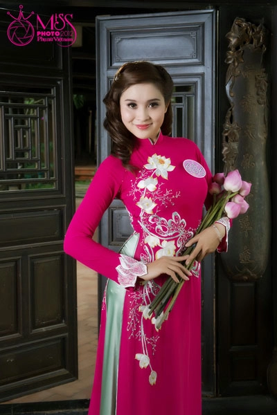 Người đẹp miss photo duyên dáng với áo dài - 4
