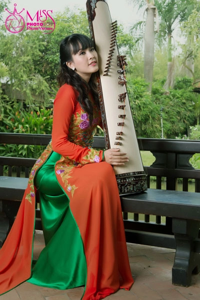 Người đẹp miss photo duyên dáng với áo dài - 8