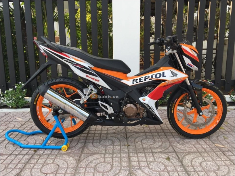 Cận cảnh nét đẹp của honda sonic 150 phiên bản repsol đặc biệt - 2