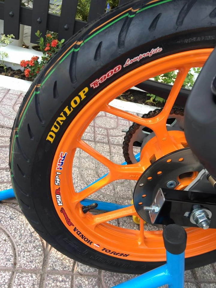 Cận cảnh nét đẹp của honda sonic 150 phiên bản repsol đặc biệt - 9