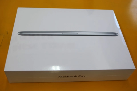 Đập hộp macbook pro retina 13 inch tại tp hcm - 1