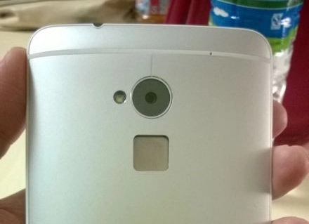 Htc one max có tính năng bảo mật vân tay như iphone 5s - 1
