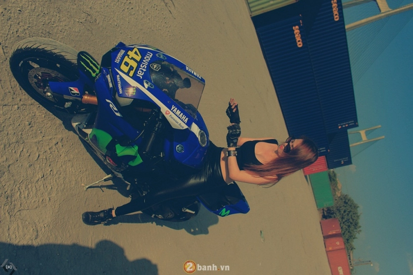 Yamaha r1 2015 phiên bản movistar đọ dáng cùng chân dài - 10