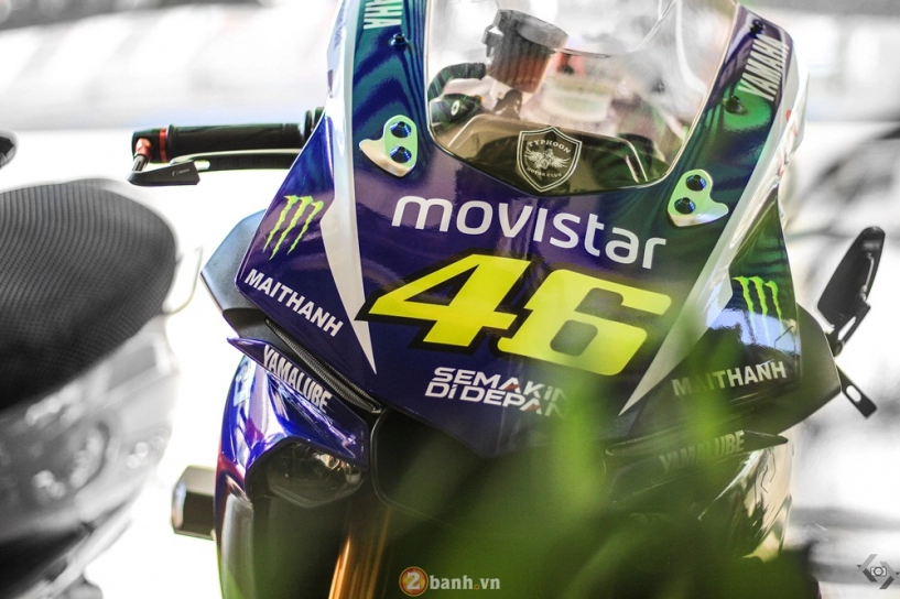 Yamaha r1 2015 phiên bản movistar đọ dáng cùng chân dài - 30