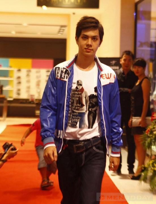 Áo khoác bóng chày nam lên ngôi trong mùa thu đông - 1