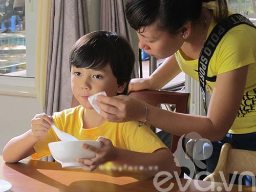 Chuyện chưa biết về trẻ em việt đi quay quảng cáo - 3