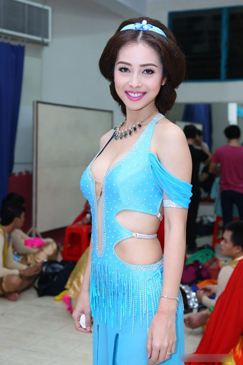 Lỗi trang điểm sao việt dính nhiều nhất 2014 - 6