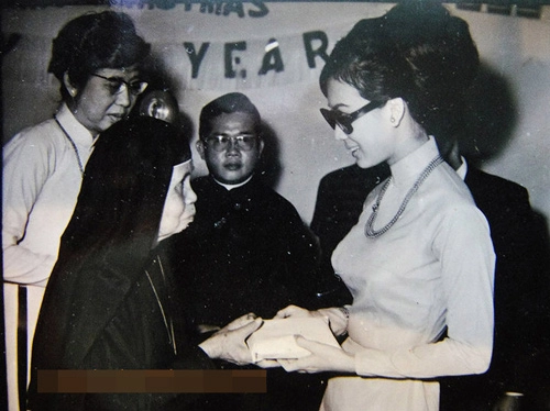Mc kỳ duyên không đẹp bằng mẹ - 2