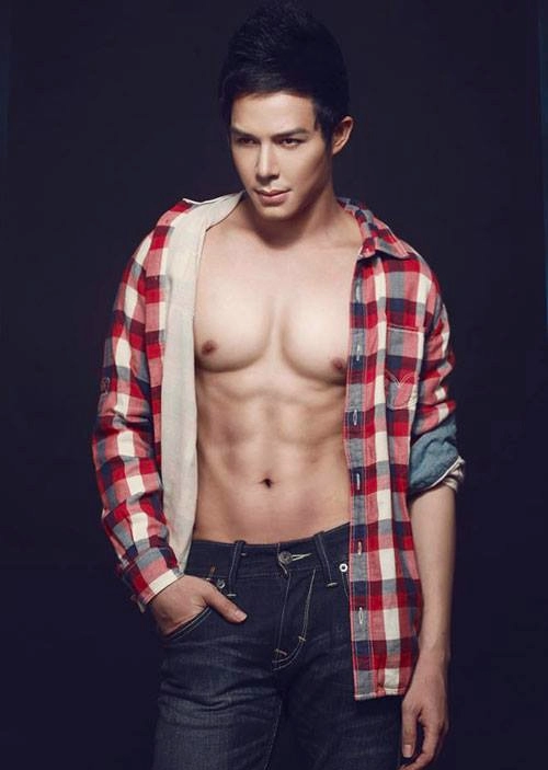 Top sao nam việt có body quyến rũ chết người - 15