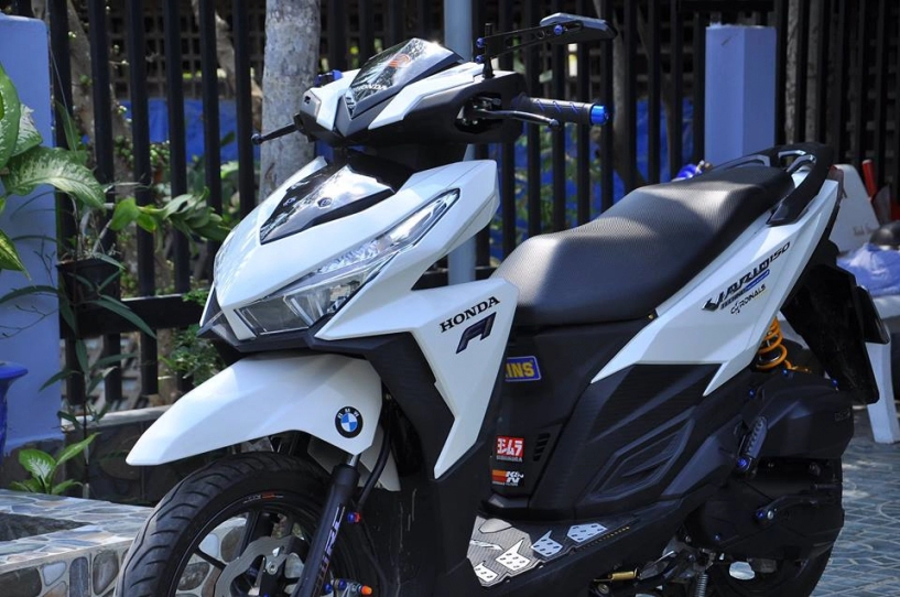 Vario 150 trắng ngọc trai lung tinh với gói độ giá trị - 3