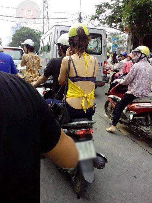 Xấu - đẹp mốt khoe áo ngực của thiếu nữ việt - 3