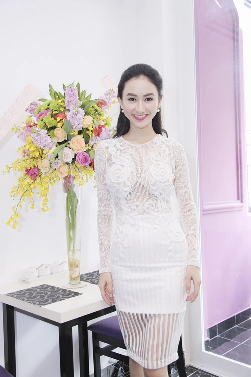 5 mỹ nhân tuổi thân mặc gì cũng đẹp của vbiz - 12