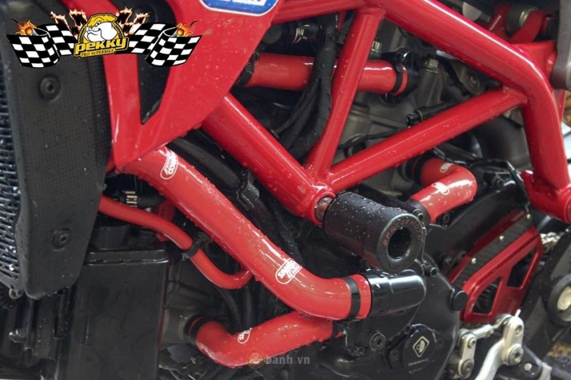 Bản độ sang chảnh của ông hoàng đường phố ducati hypermotard - 9
